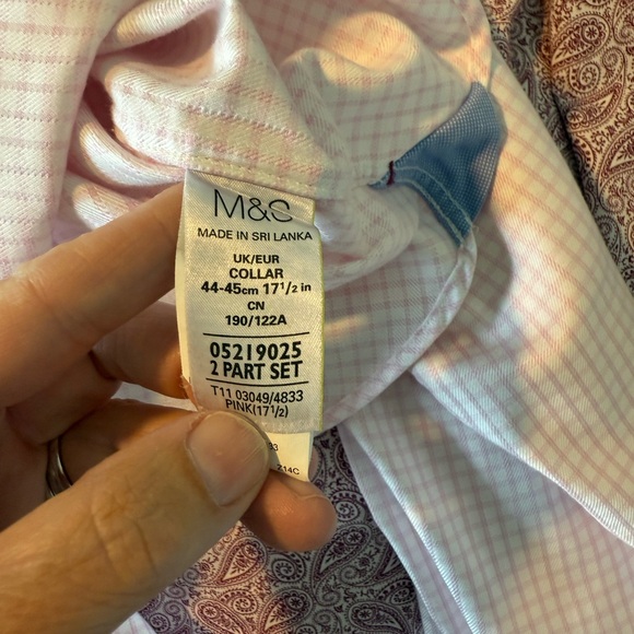 Elegant Pink Dress Shirt for Men - Picture 7 of 7